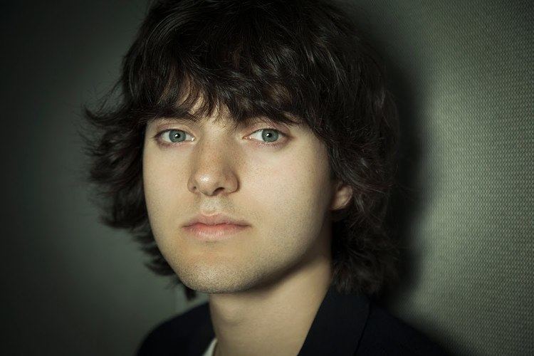 Boyan Slat Boyan Slat Why would you move through the oceans if the oceans can