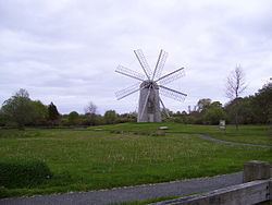 Boyd's Windmill httpsuploadwikimediaorgwikipediacommonsthu