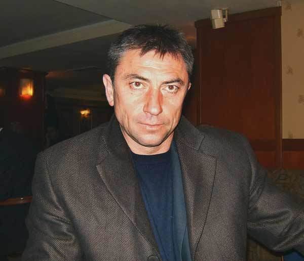 Bozhidar Iskrenov 