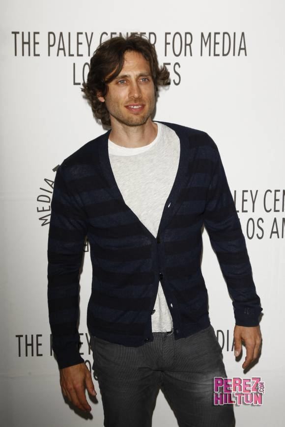 Brad Falchuk Gwyneth Paltrow Takes Her Relationship With Glee Executive