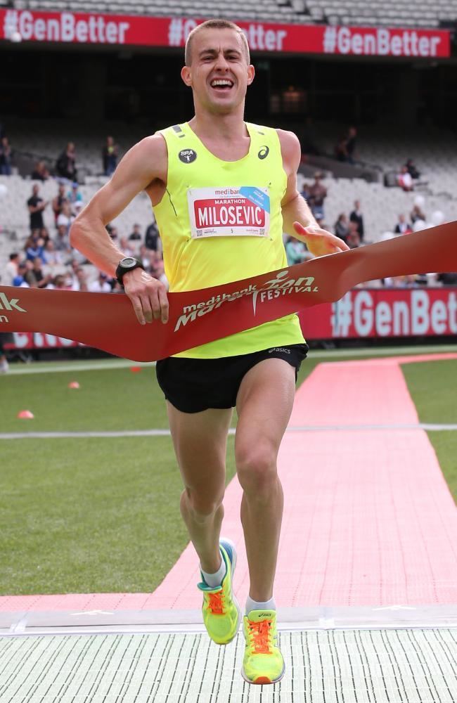 Brad Milosevic Melbourne Marathon 2015 Thousands compete as Brad
