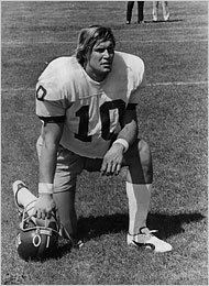 Brad Van Pelt Former Giants Linebacker Brad Van Pelt Dies at 57 The