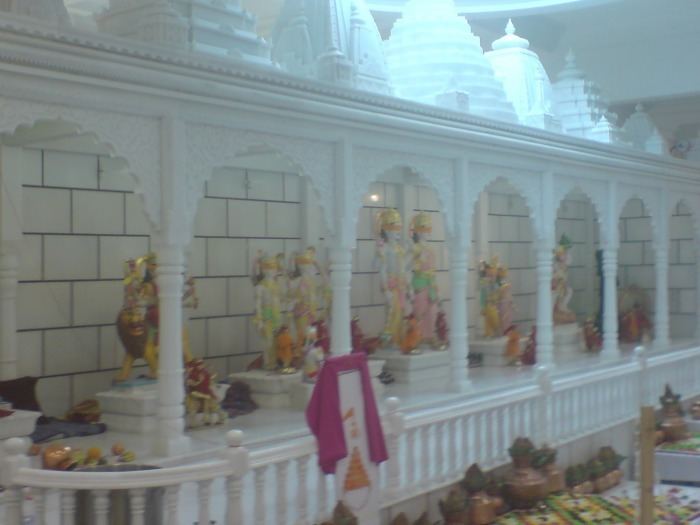 Bradford Lakshmi Narayan Hindu Temple bradfordhindumandirweeblycomuploads1322132
