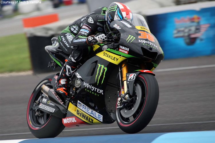 Bradley Smith (motorcyclist) Bradley Smith Signs with Tech 3 for 2016 Motorcycle USA