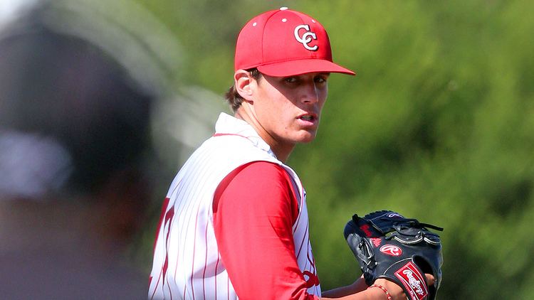 Brady Aiken wwwbaseballessentialcomwpcontentuploads2015