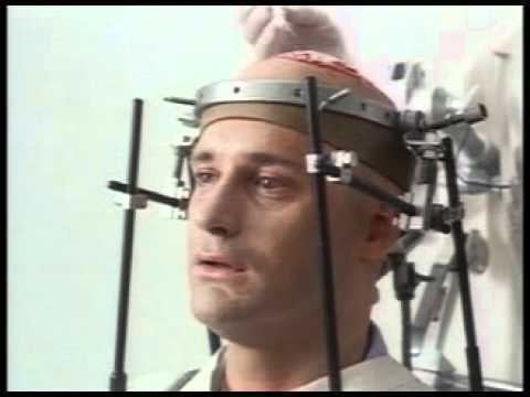 Brain Dead (1990 film) Braindead 1990 YouTube