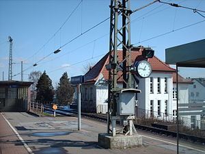 Brake bei Bielefeld station httpsuploadwikimediaorgwikipediacommonsthu