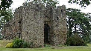 Brampton Bryan Castle Domesday Brampton Bryan castle opens to public BBC News