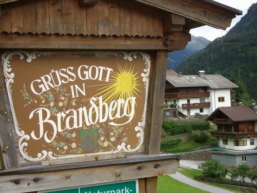 Brandberg, Tyrol httpsmw2googlecommwpanoramiophotosmedium