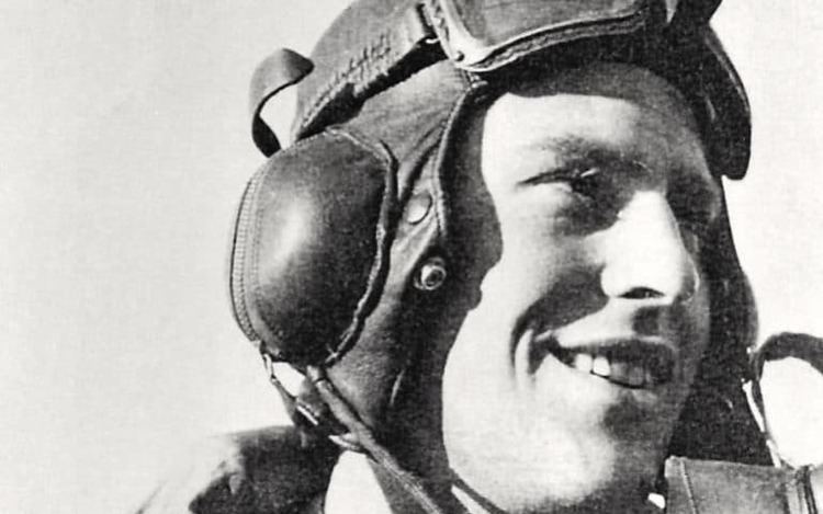 Branse Burbridge Wing Commander Branse Burbridge RAFs most successful night fighter