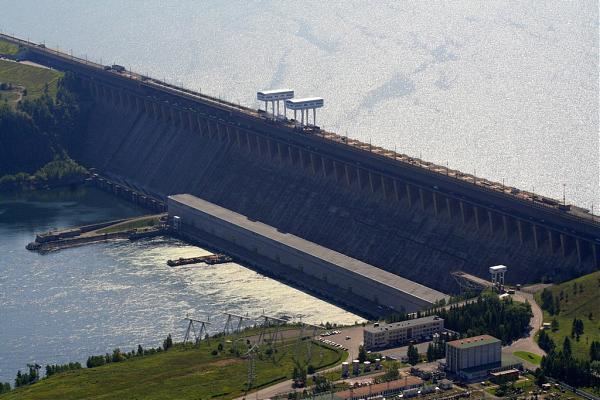 Bratsk Hydroelectric Power Station photoswikimapiaorgp0000644280bigjpg