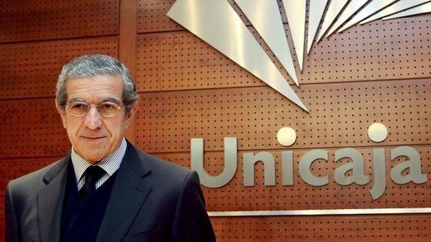 Braulio Medel Cámara Manuel Azuaga sustituye a Braulio Medel en la presidencia de Unicaja