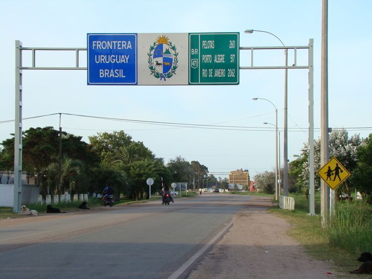 Brazil–Uruguay border staticpanoramiocomphotosoriginal31072530jpg