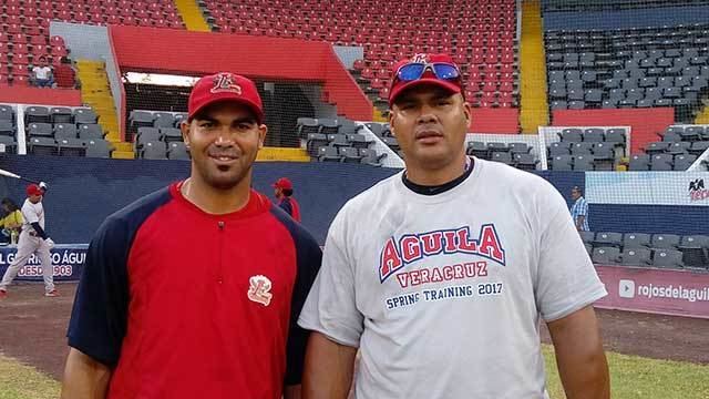 Bárbaro Cañizares Beisbol LMB Rojos del guila muestra poder cubano con Yadier