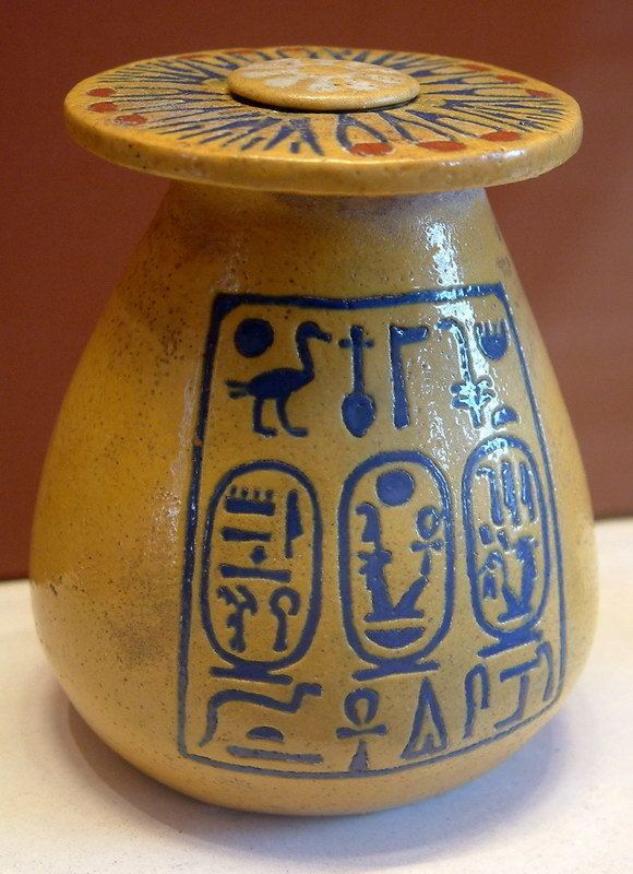 Bread-cone (hieroglyph)