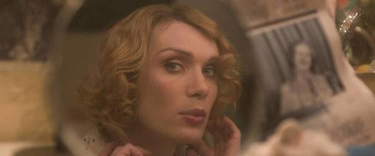 Breakfast on Pluto (film) movie scenes Breakfast on Pluto Movie Review