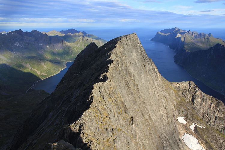 Breidtinden (Berg) httpswwwiiuibnopettermountains1000mtnTr