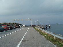 Brekstad–Valset Ferry httpsuploadwikimediaorgwikipediacommonsthu