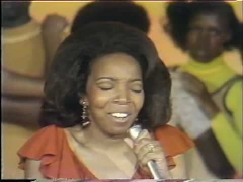 Brenda Lee Eager CLOSE TO YOU JERRY BUTLER amp BRENDA LEE EAGER YouTube