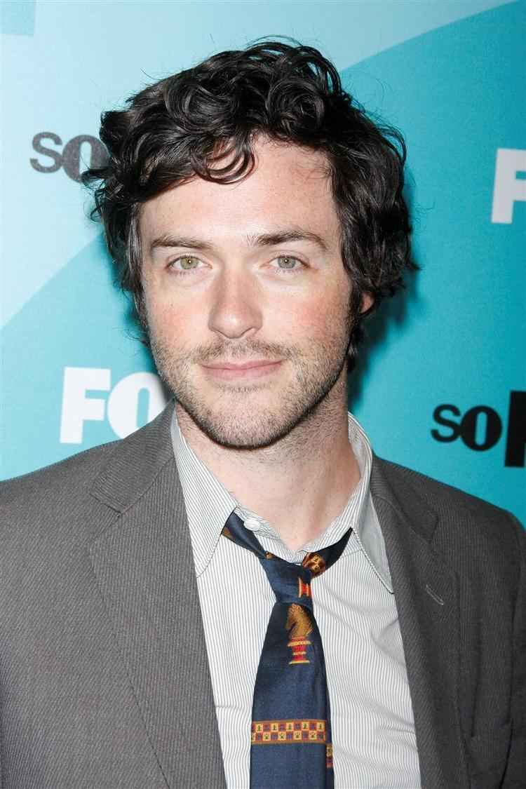 Brendan Hines Lie To Me Brendan Hines Photos 99712542 BuddyTV