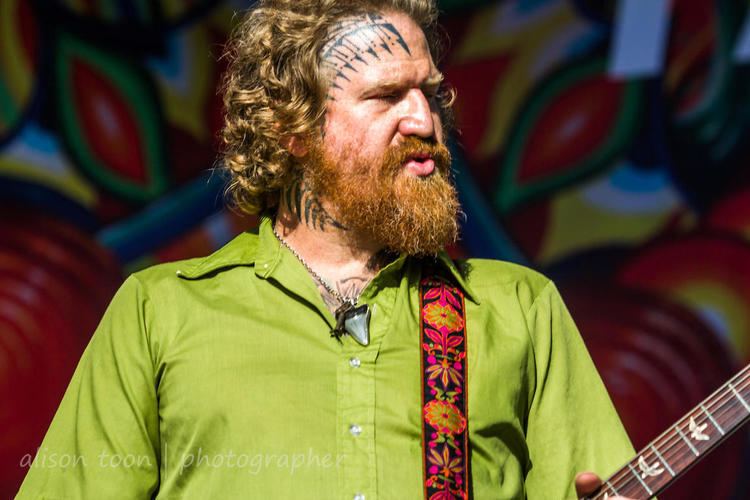 Brent Hinds ALISON TOON PHOTOGRAPHER Brent Hinds guitar Mastodon