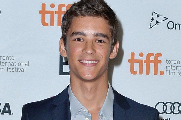 Brenton Thwaites Brenton Thwaites in Talks to Join 39Pirates of the