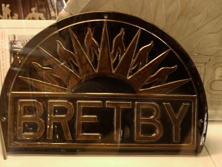 Bretby Art Pottery