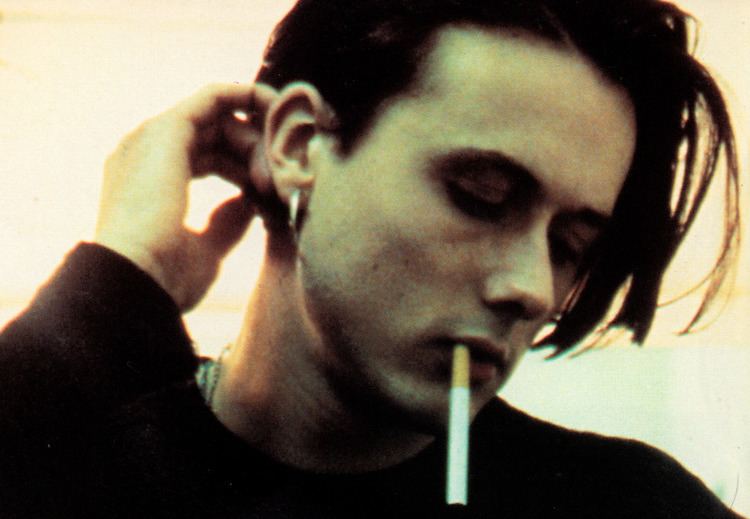 Brett Anderson Brett Anderson makes you wanna smoke at loosely based