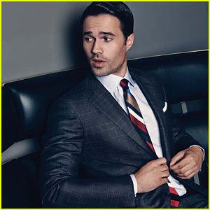 Brett Dalton Agents of SHIELD Actor Brett Dalton Talks Favorite Comic