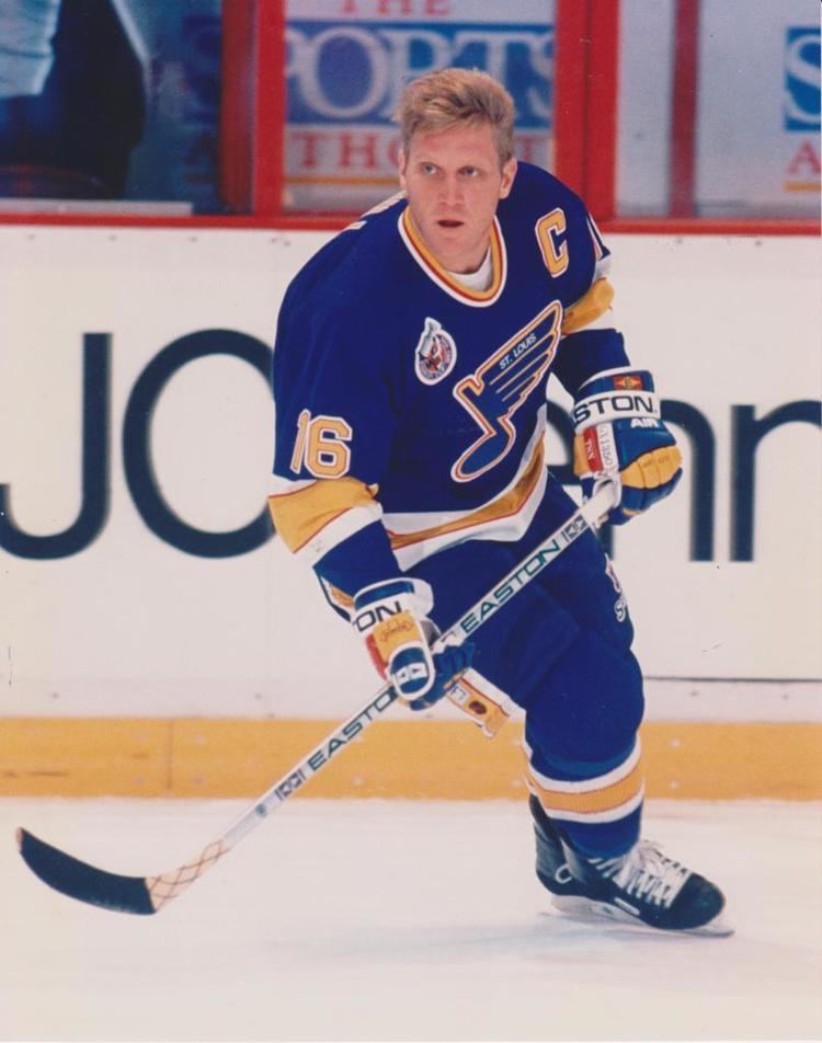 Don't Forget Ex-Red Wing Brett Hull on the American 60-Goal List