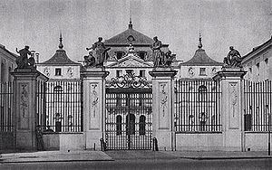 Brühl Palace, Warsaw httpsuploadwikimediaorgwikipediacommonsthu