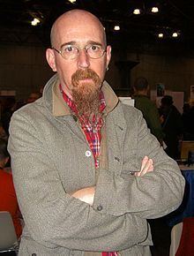 Brian Azzarello httpsuploadwikimediaorgwikipediacommonsthu