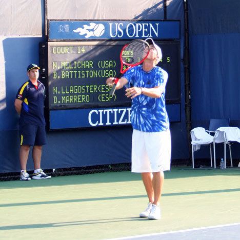 Brian Battistone Twohandled tennis racket spotted at the US Open
