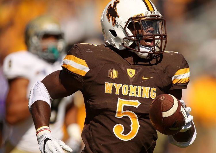 Brian Hill (American football) Star running back Brian Hill ventures into new territory for Wyoming