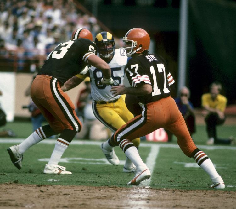 Brian Sipe Brian Sipe breaks Otto Graham record in 1981 Cleveland