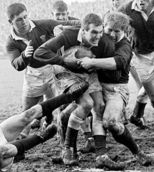 Brian Thomas (rugby player) Welsh Rugby FormerWales secondrow Brian Thomas dies Live Rugby