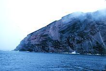 Bridgeman Island (South Shetland Islands) httpsuploadwikimediaorgwikipediacommonsthu