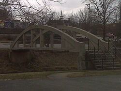 Bridgeport Lamp Chimney Company Bowstring Concrete Arch Bridge httpsuploadwikimediaorgwikipediacommonsthu