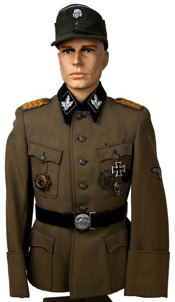 Brigadeführer Uniform of an SS Brigadefuhrer u Generalmajor of the Waffen SS
