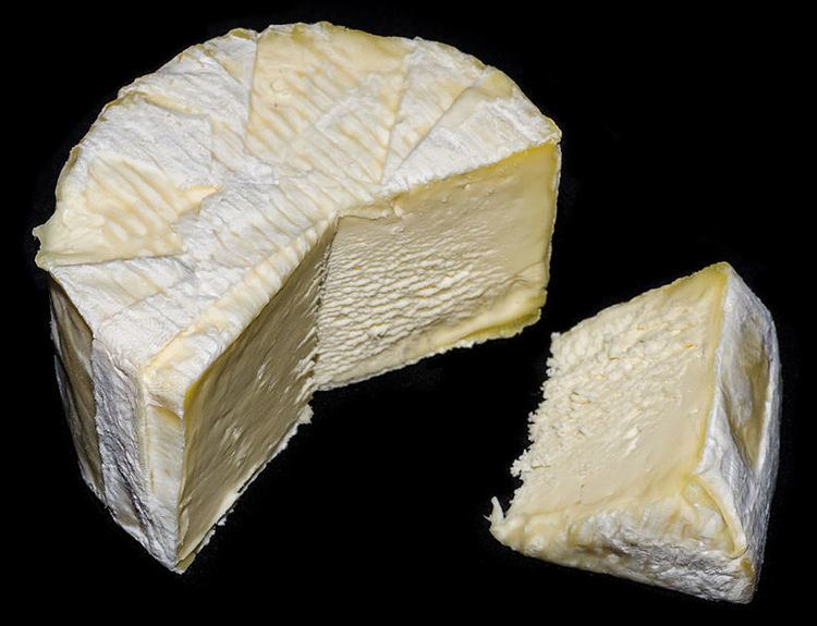 Brillat-Savarin cheese wwwcheesecommediaimgcheeseBrillatSavarinfr