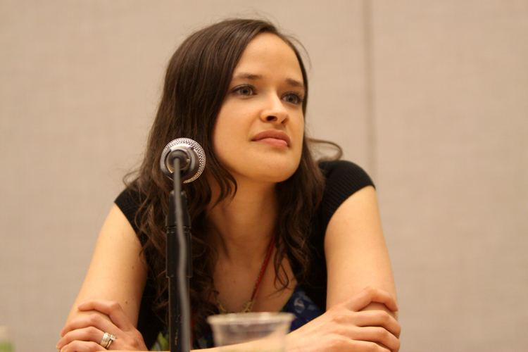 Brina Palencia Interview: Yuno Gasai in 'The Future Diary