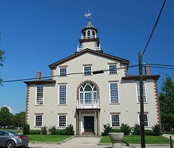 Bristol County Courthouse (Rhode Island) httpsuploadwikimediaorgwikipediacommonsthu