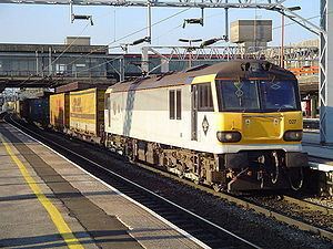 British Rail Class 92 httpsuploadwikimediaorgwikipediacommonsthu