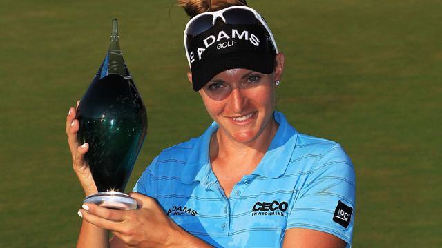 Brittany Lang Brittany Lang wins Manulife Financial LPGA Classic in four