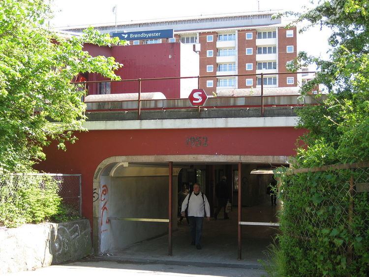 Brøndbyøster station