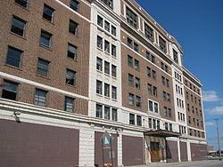 Broadview Hotel (East St. Louis, Illinois) httpsuploadwikimediaorgwikipediacommonsthu