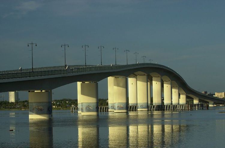 Broadway Bridge (Daytona Beach)