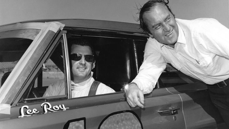 Brock Yates Legendary Auto Journalist And Cannonball Founder Brock Yates Dies At 82