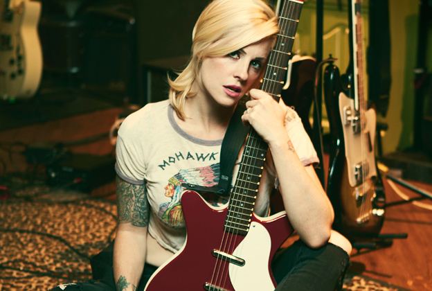 Brody Dalle Brody Dalle Accidentally Goes Solo With Her Killer New