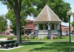 Broken Bow, Nebraska httpsuploadwikimediaorgwikipediacommonsthu